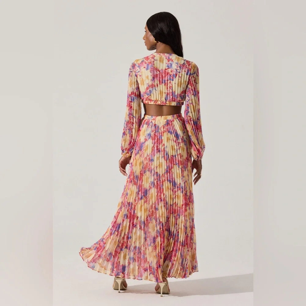 Astr The Label Revery Dress in Yellow Pink Floral | LP NWT - Picture 2 of 11